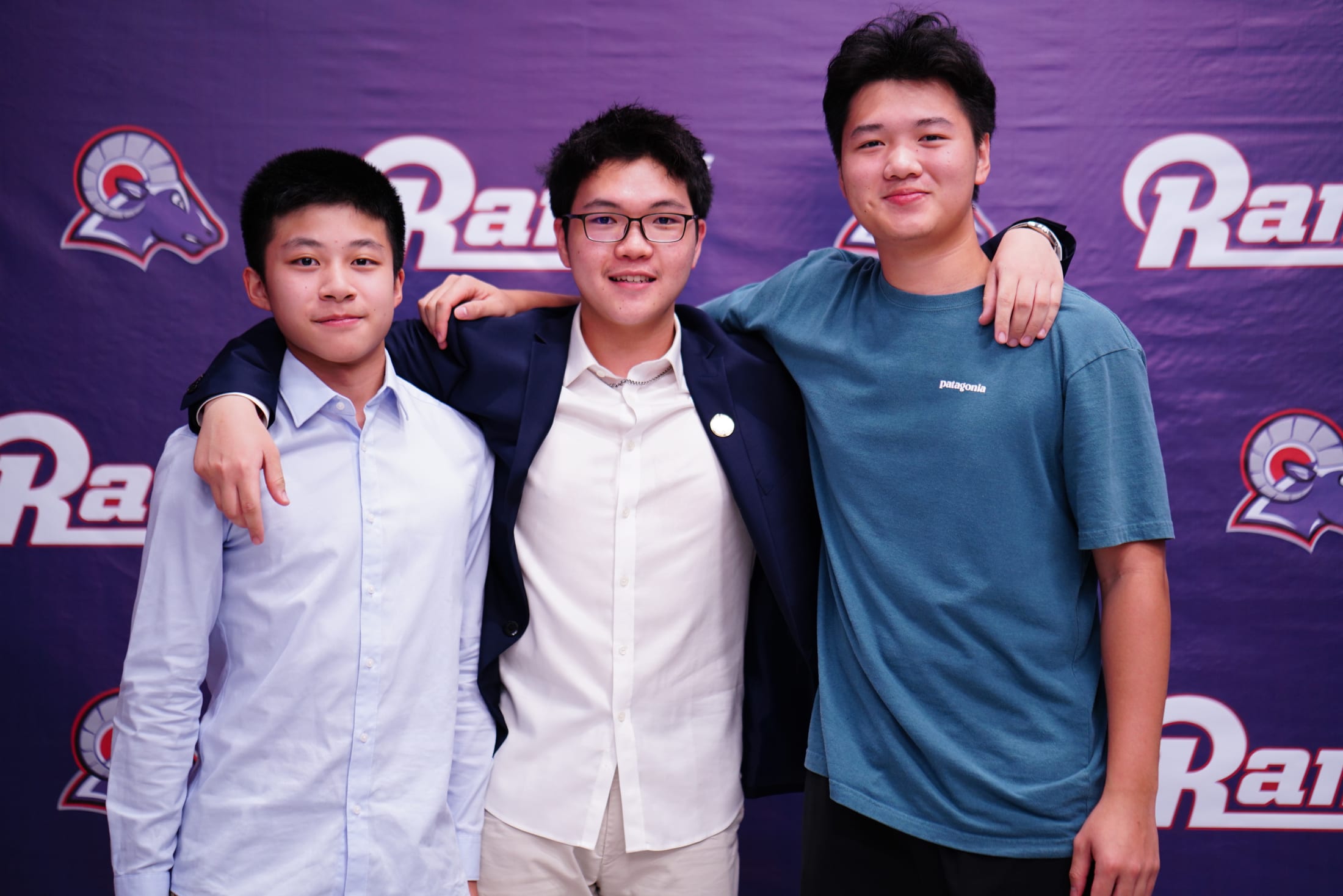 AISG Class of 2022 3 students