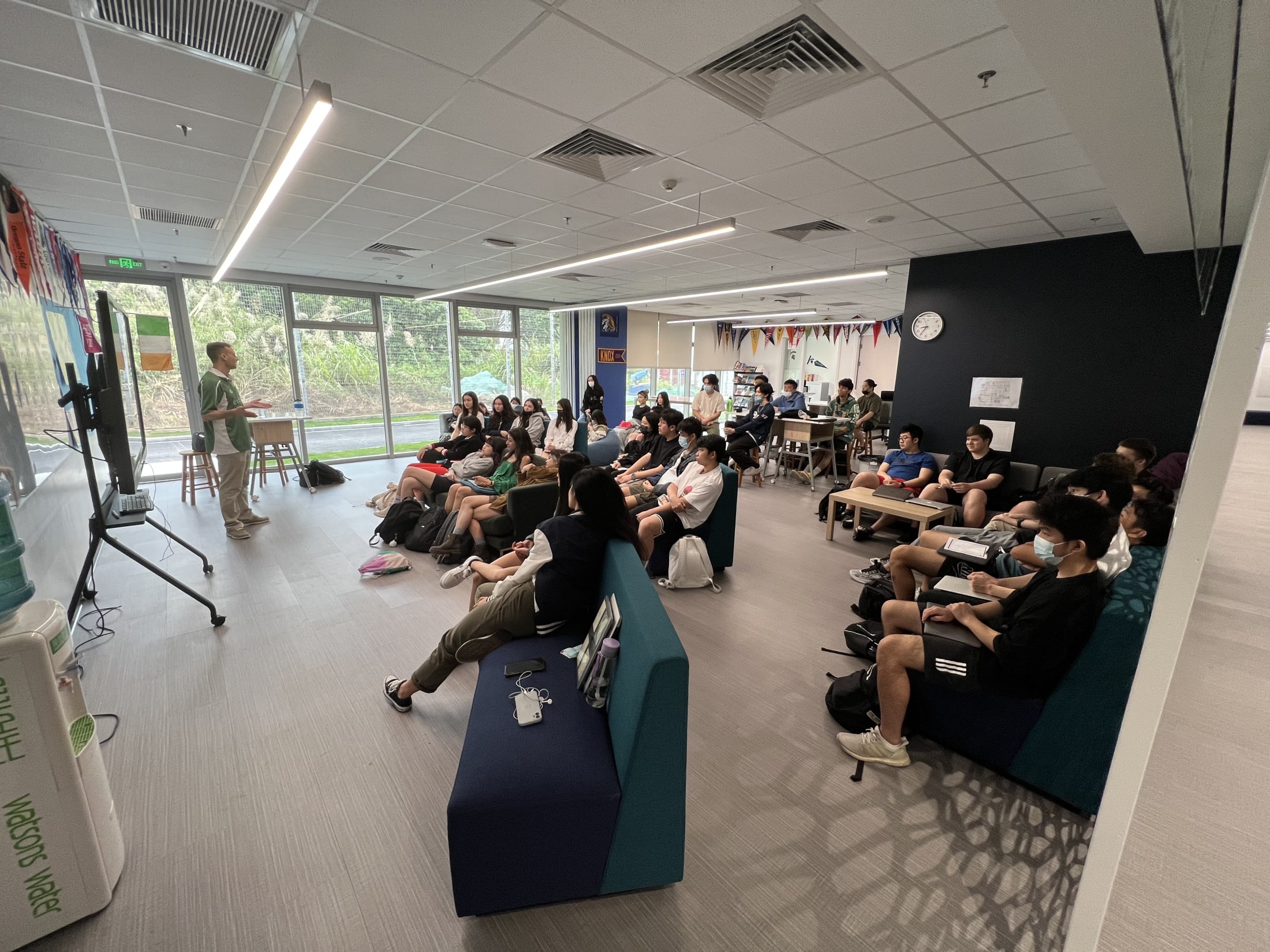 AISG College Counselor giving a presentation to seniors in the Seniors Lounge