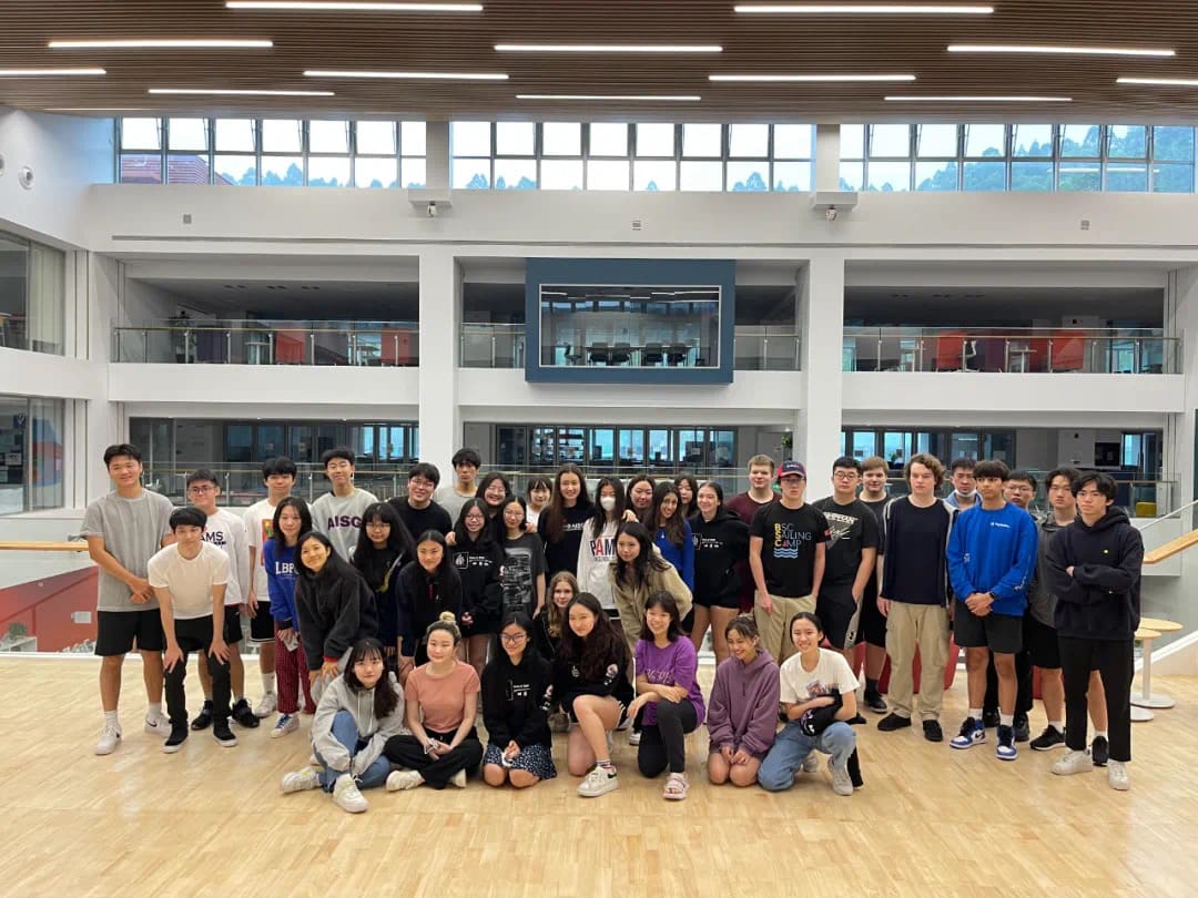 AISG Class of 2022 Group Photo at SP Campus