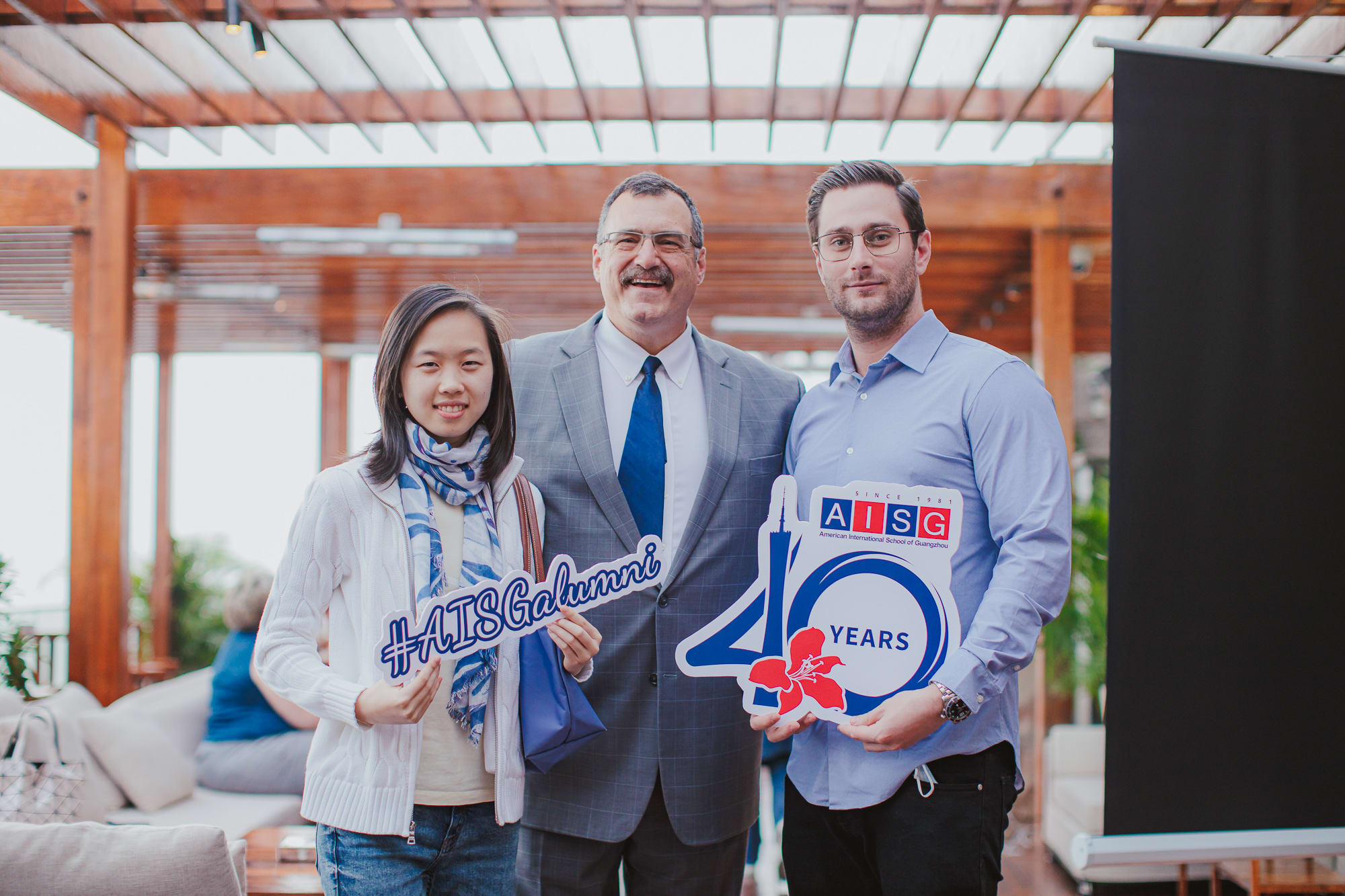 AISG alumni with the AISG director in an alumni Ram Gathering event