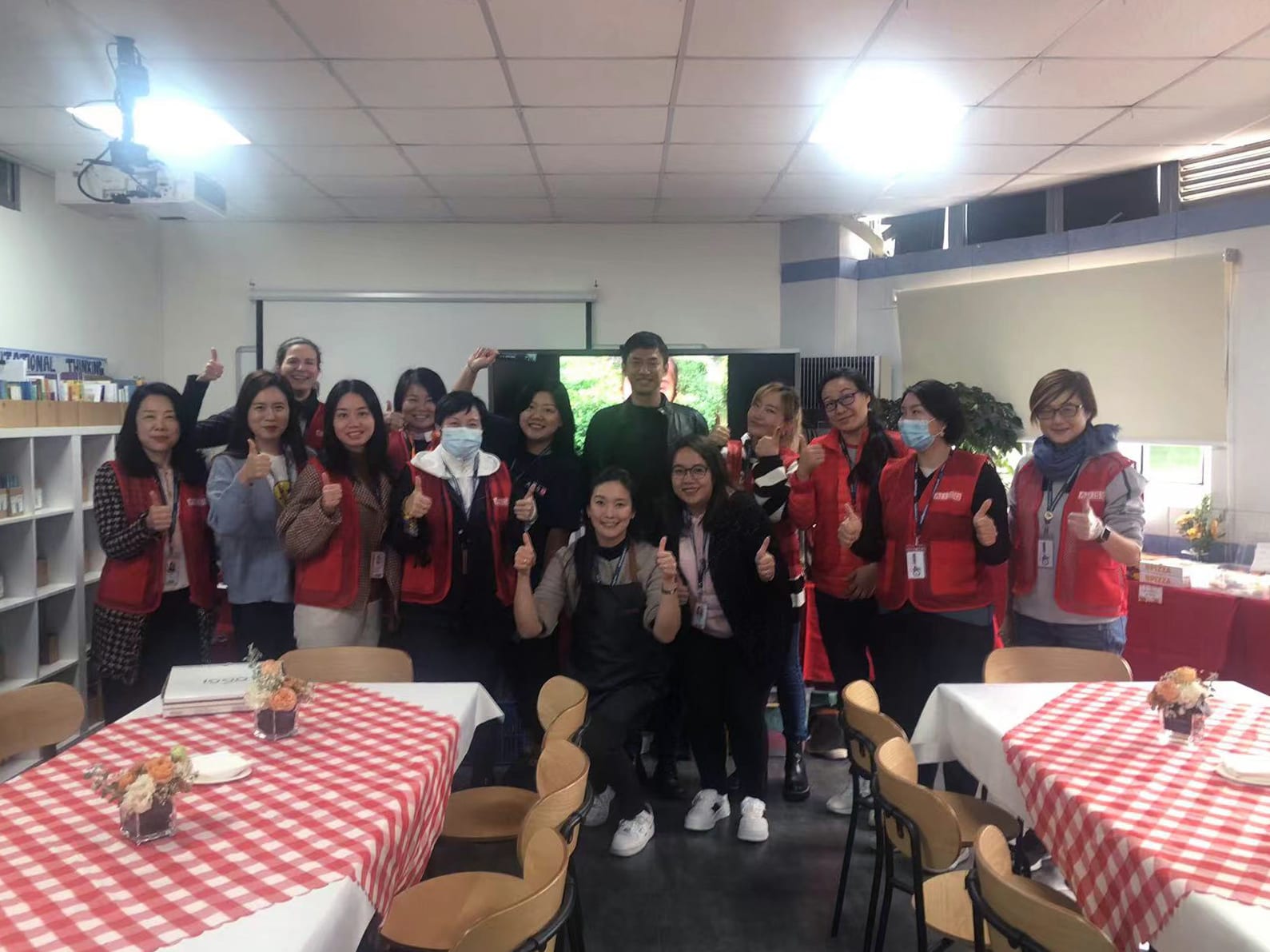 Parent volunteers for the PTA Appreciation Lunch for AISG Faculty & Staff