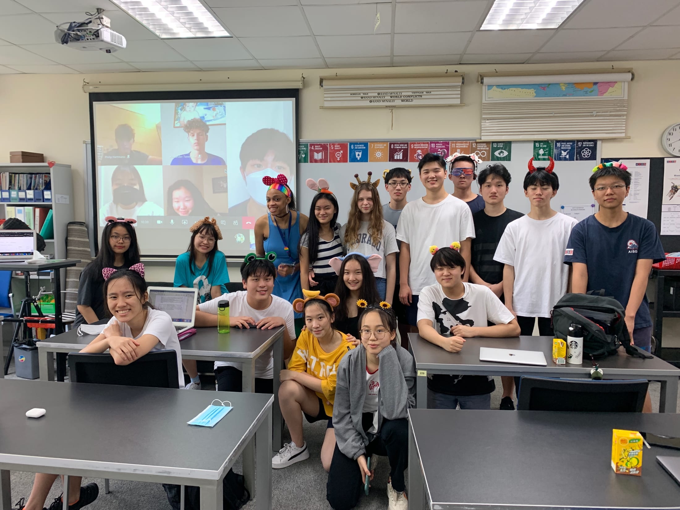 AISG Class of 2022 Group Photo